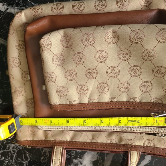 Makeup Bags - Picture 5 of 6